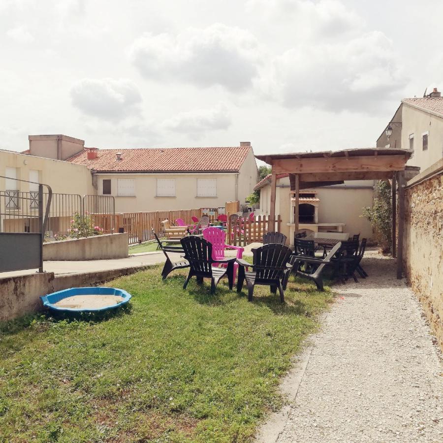 Les Du Thouet Apartment